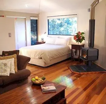 Lovestone Cottages Montville Lodge