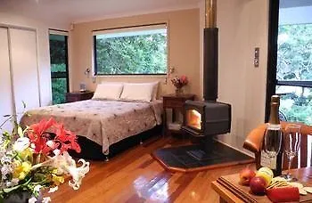 Lovestone Cottages Montville 0*,  Australia